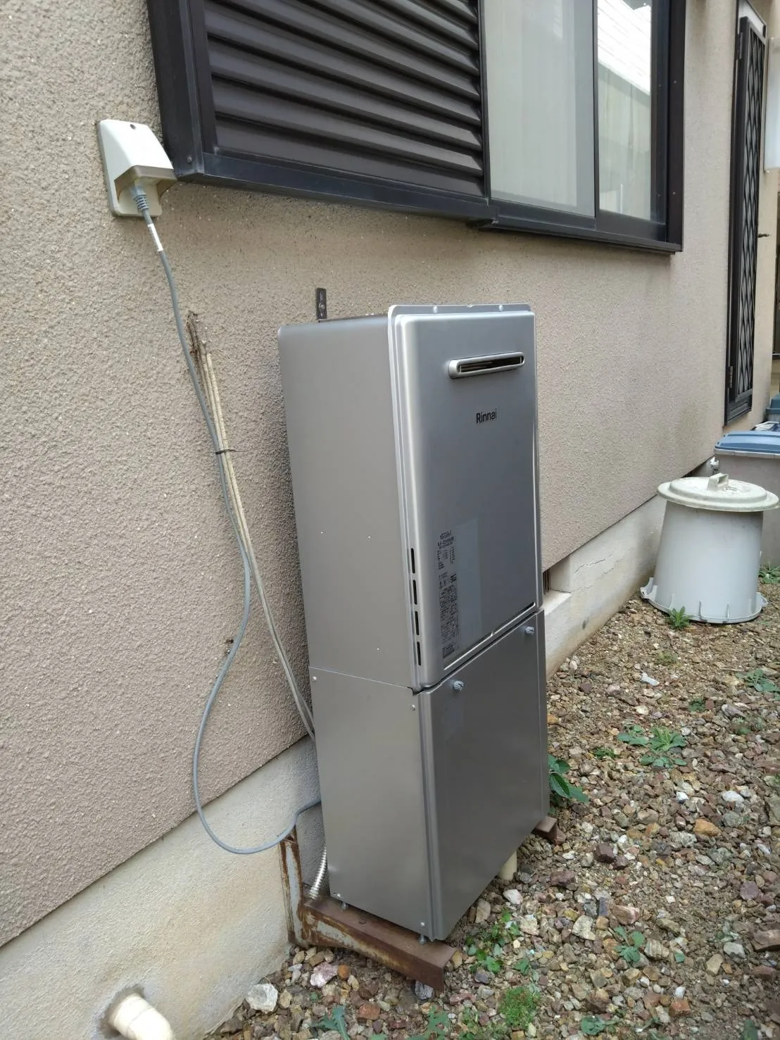 長浜市　給湯器交換