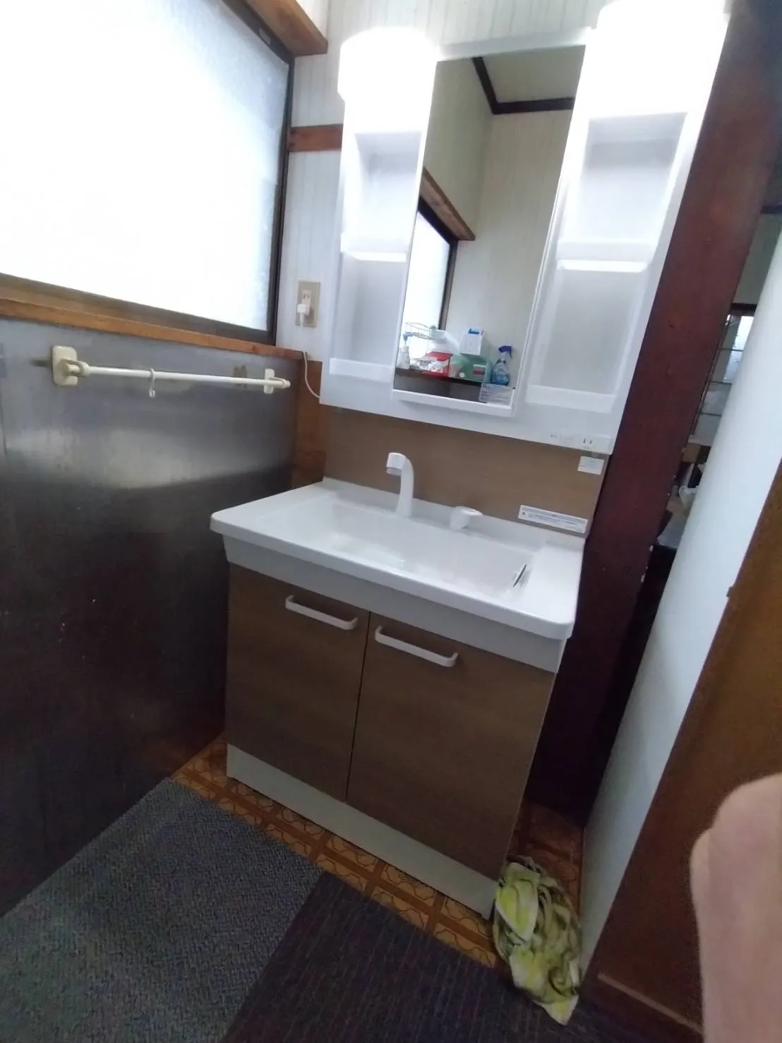 長浜市 洗面化粧台交換